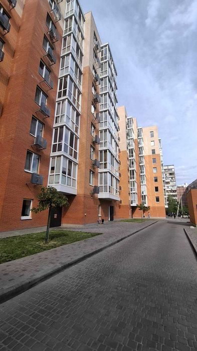 Продам 1к.квартиру  42 м2  ЖК Затышный   Победа - 3