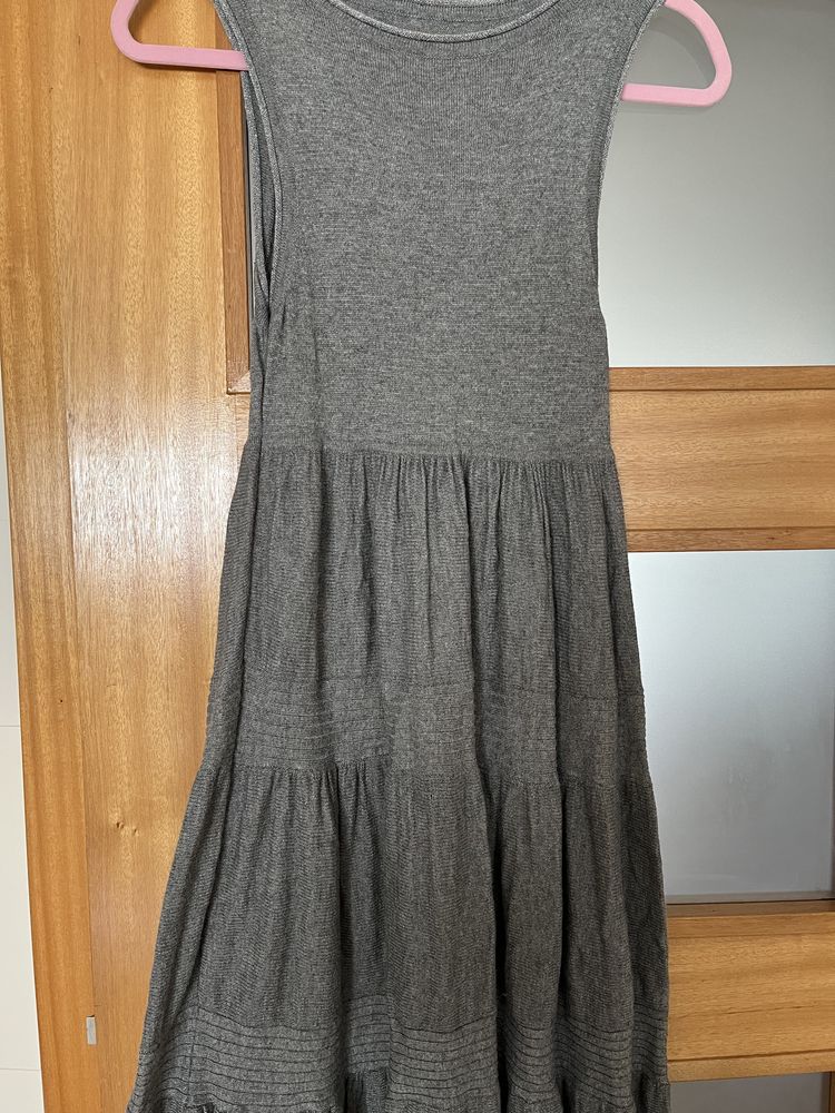 Vestido cinzento midi de malha