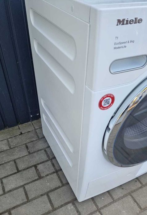 Suszarka z pompą ciepła Miele T1 TWF660WP Modern Life, EcoSpeed, 8kg
