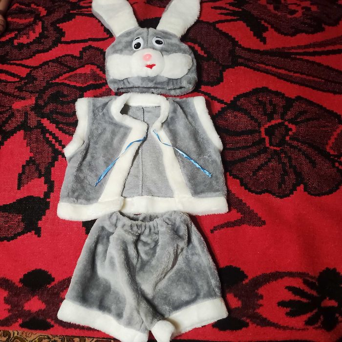 Новорічний костюм зайчика