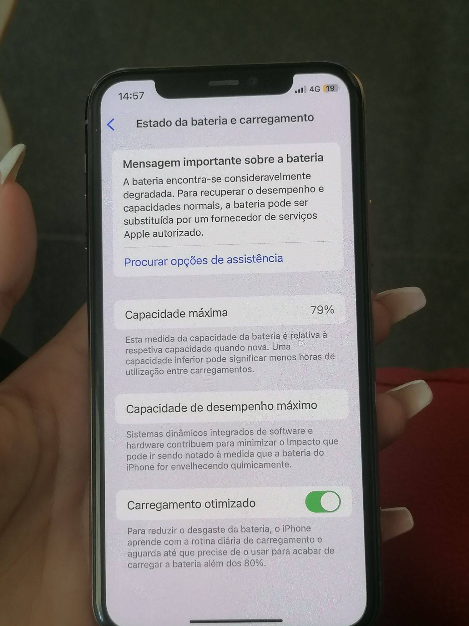 Iphone 11 Pro com Traseira Danificada