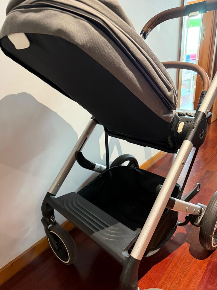 Carrinho passeio e ovo cybex -novos