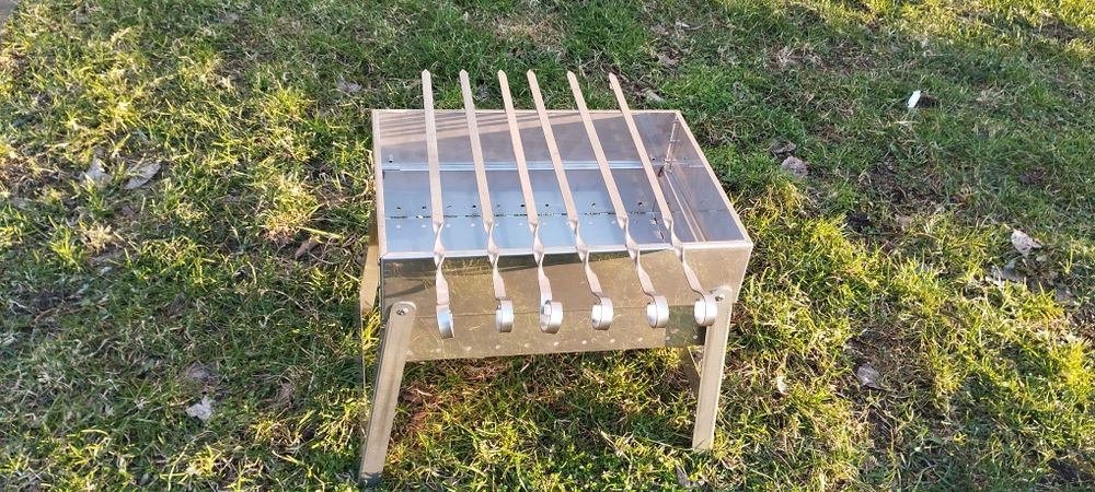 Grill (mangal) nierdzewny turystyczny składany