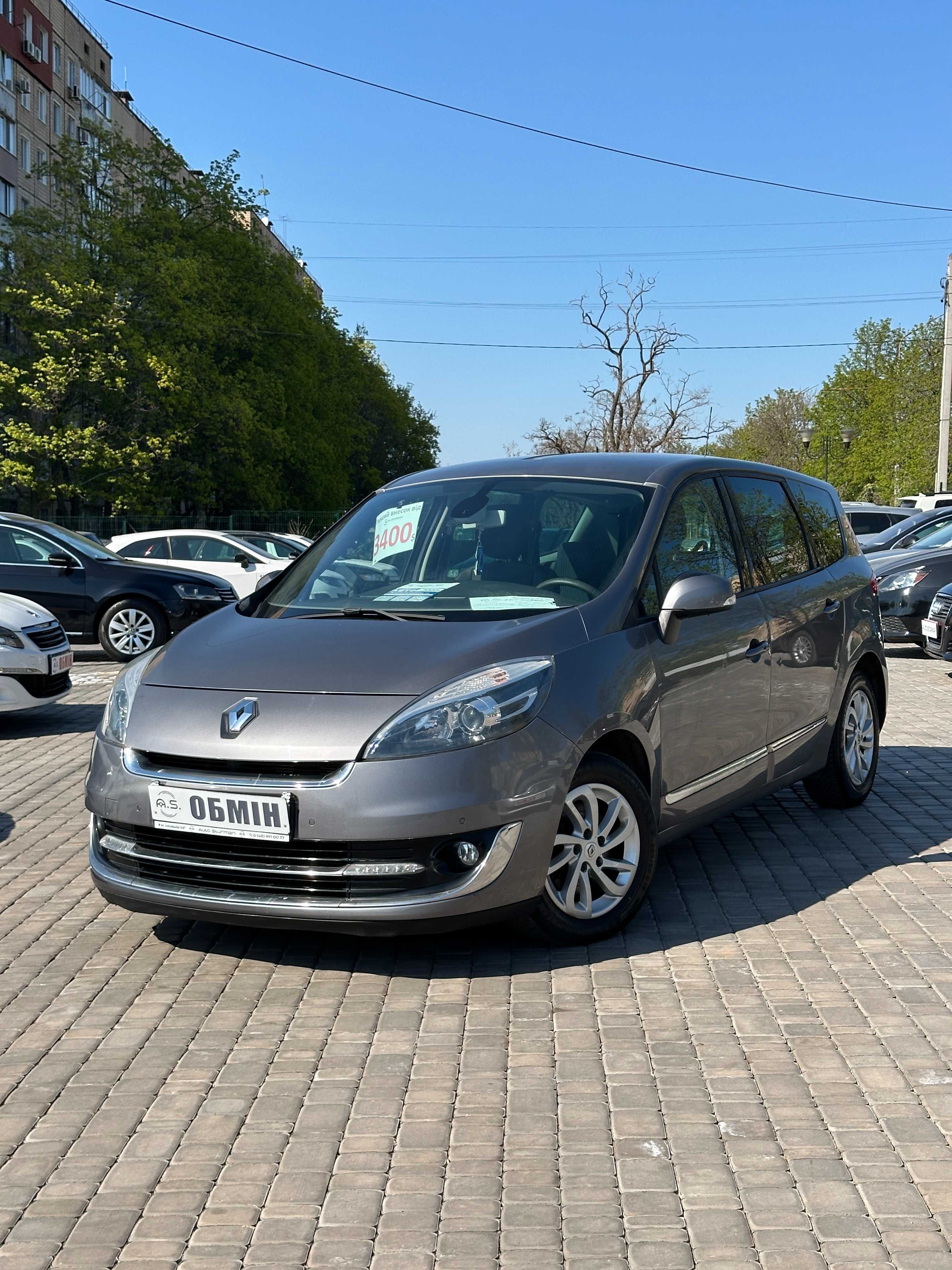 Продам Renault Grand Scenic 2012 рік можлива розстрочка,кредит,обмін!