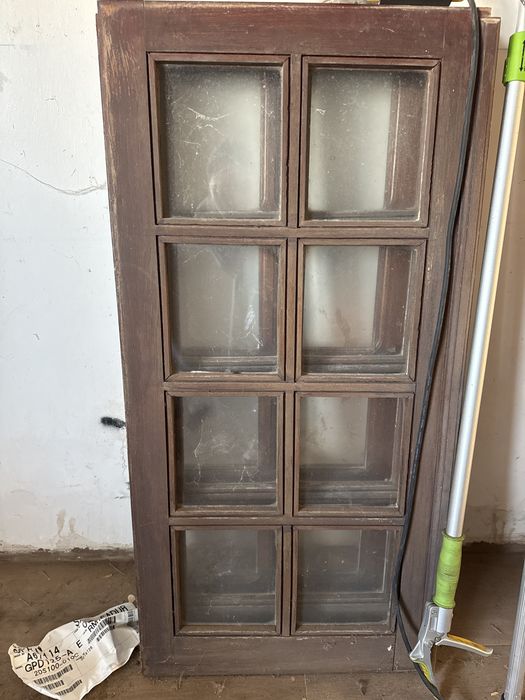 Janelas antigas em madeira