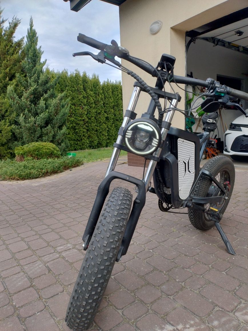 Ekx x20 stan db 35 ah 2000w