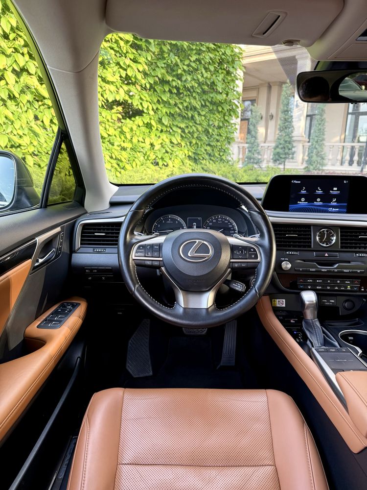 Продам офіційний Lexus Rx300 рестайлінг