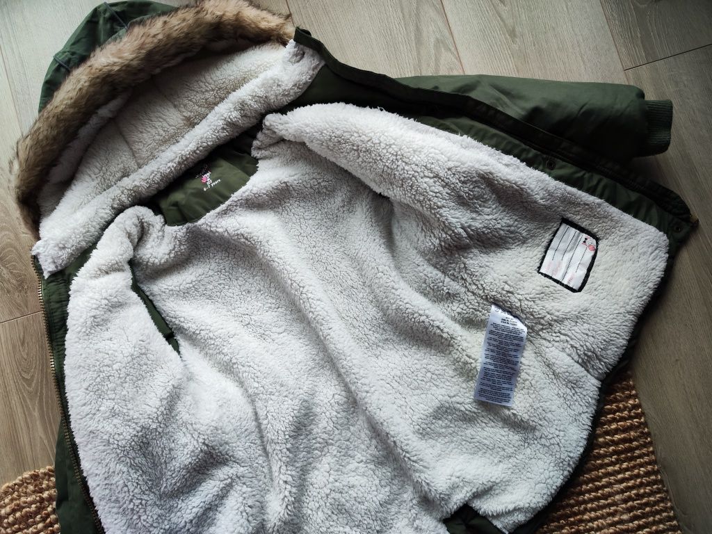 Parka khaki zielona parka zimowa baranek rozmiar 122