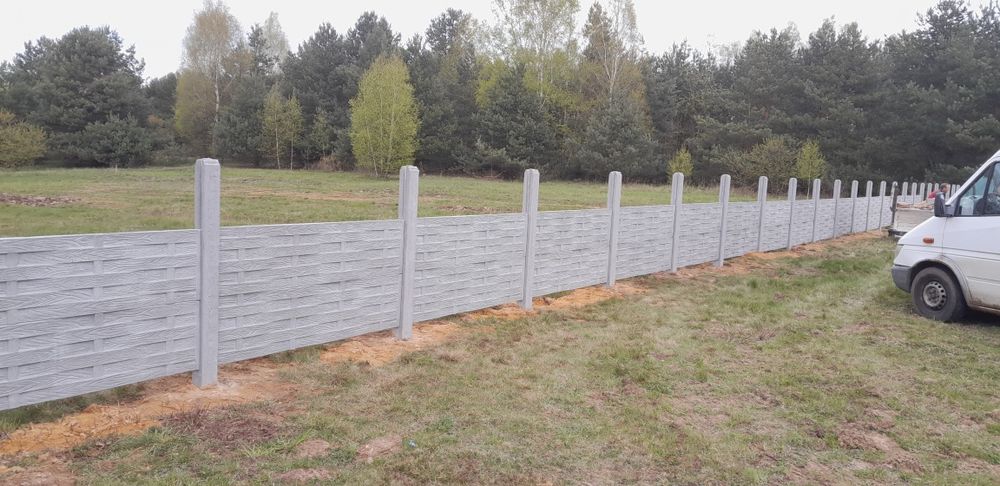 Ogrodzenia betonowe produkcja montaż podmurówka.