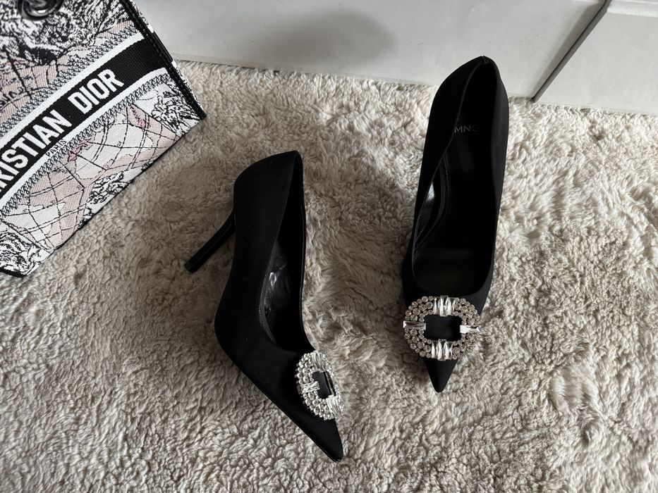 Шлепанці Gucci 38