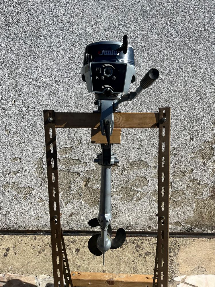 Motor Evinrude Junior 1.2 outboard