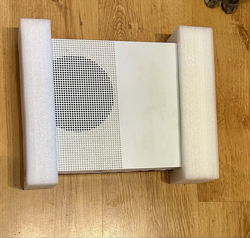 Konsola Xbox One S All Digital Edition 1TB + 2 Pady