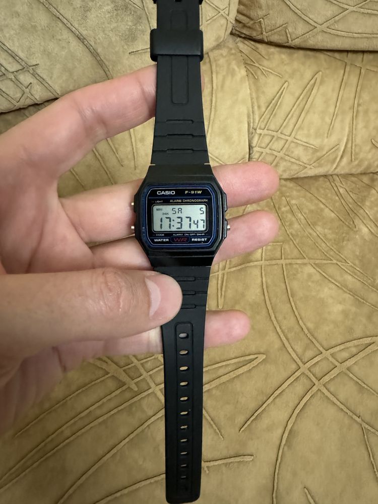 Casio F91w оригінальний годинник