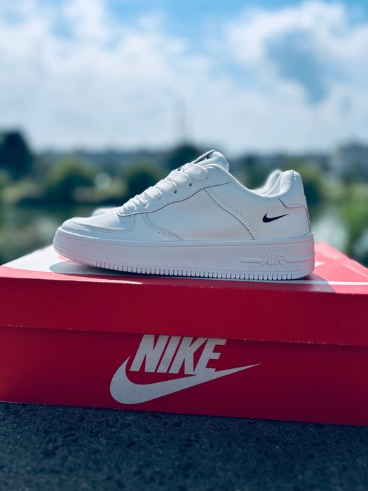 Nike air Force leather white кроссовки осенние Найк Форс белые