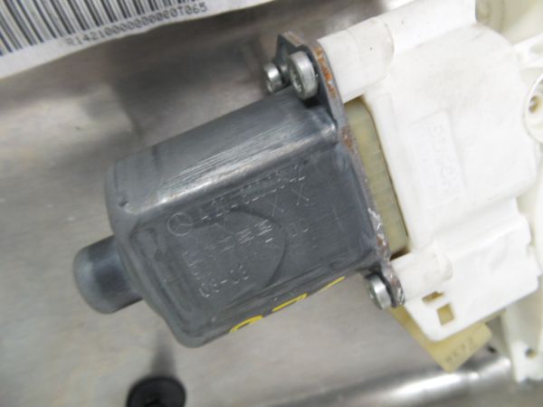 Elevador vidros trás esquerdo MERCEDES-BENZ Classe C Carrinha (S204)