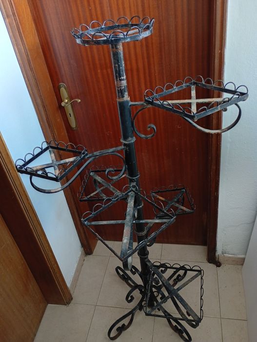 Suporte de Vasos / Floreira Antiga