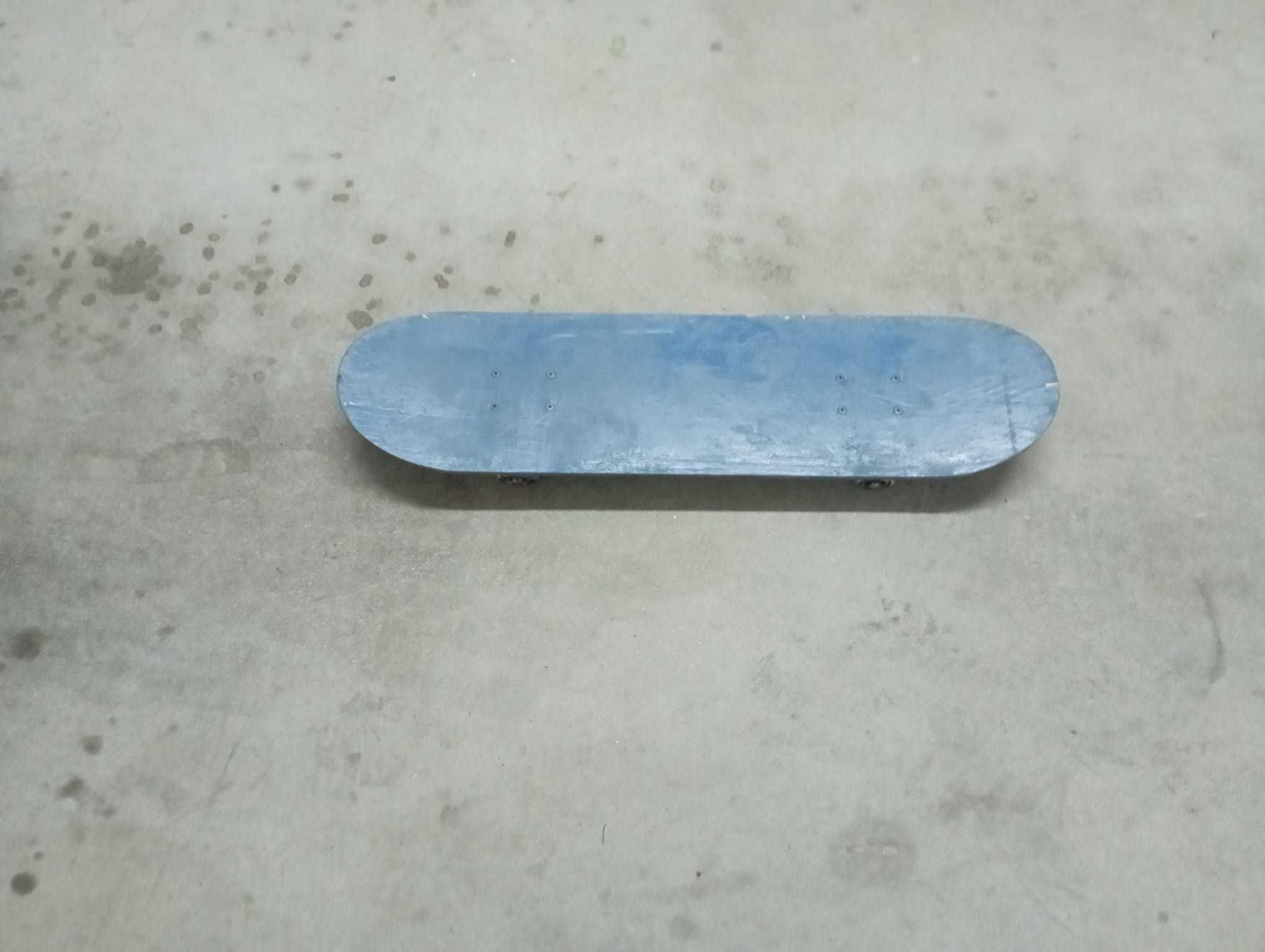Skate azul para venda