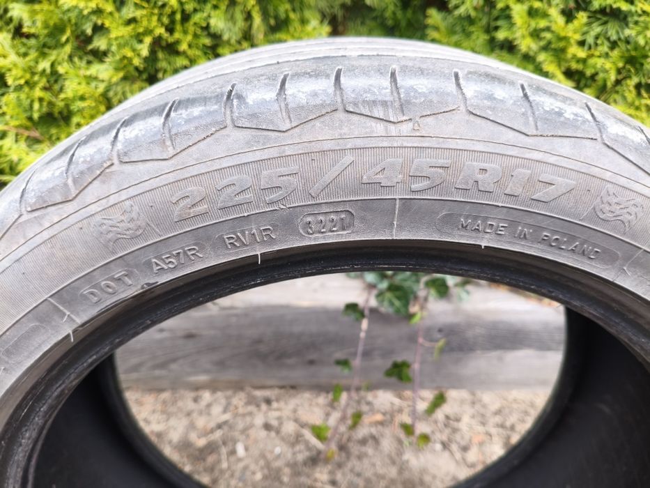 Dębica presto UHP 2 225/45 R17 2021r Prywatnie