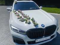 Auto do ślubu BMW 750 LANG VIP LIMUZYNA biała perła