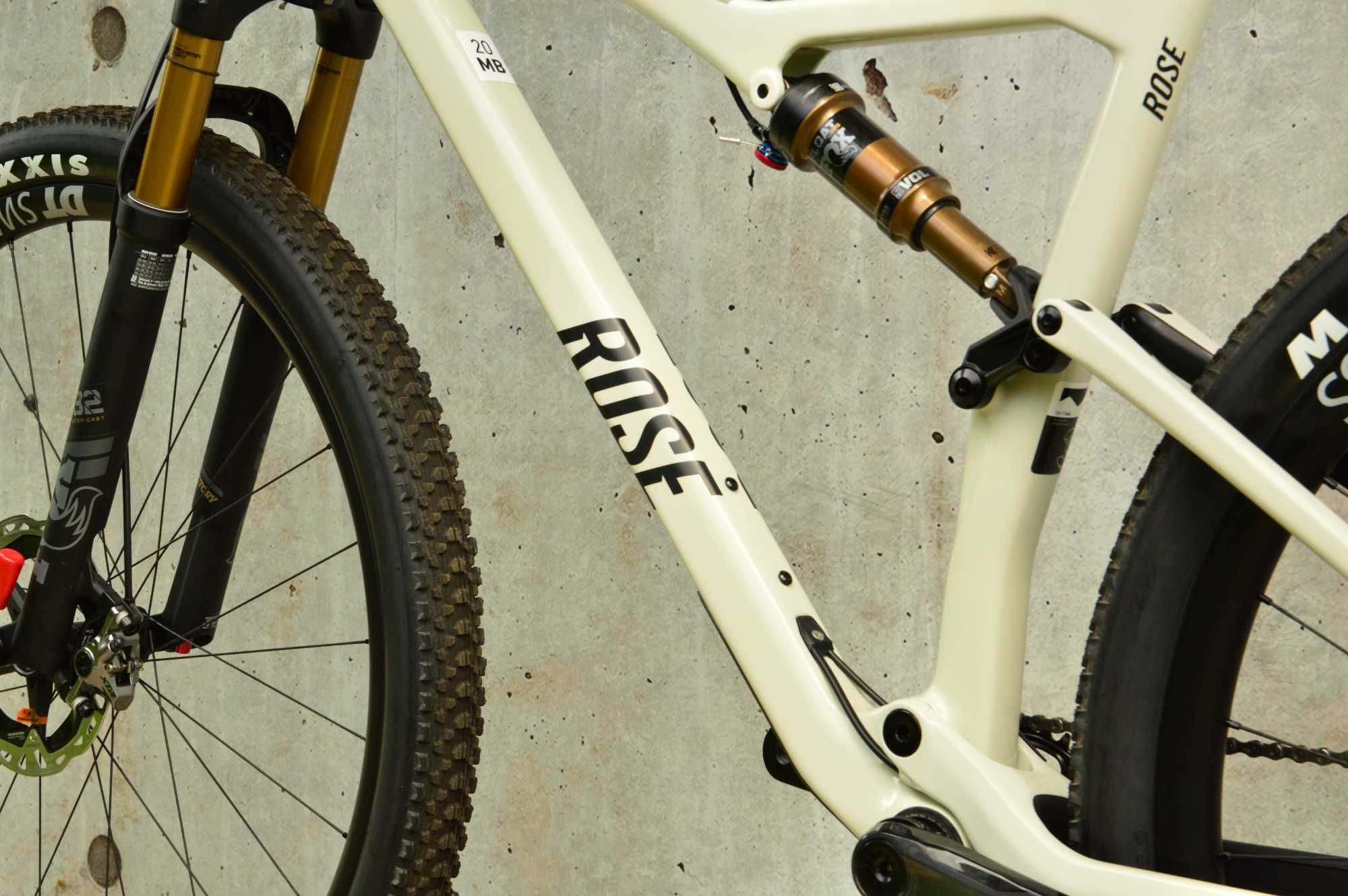 ROSE Thrill Hill 4 XTR 1x12 FOX 32 100 DT Swiss XRC 1501 + DT240 XL