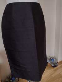 Elegancka czarna spódnica