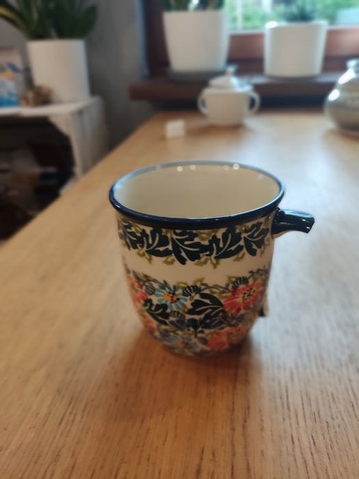 Kubek Boleslawiec uszkodzony