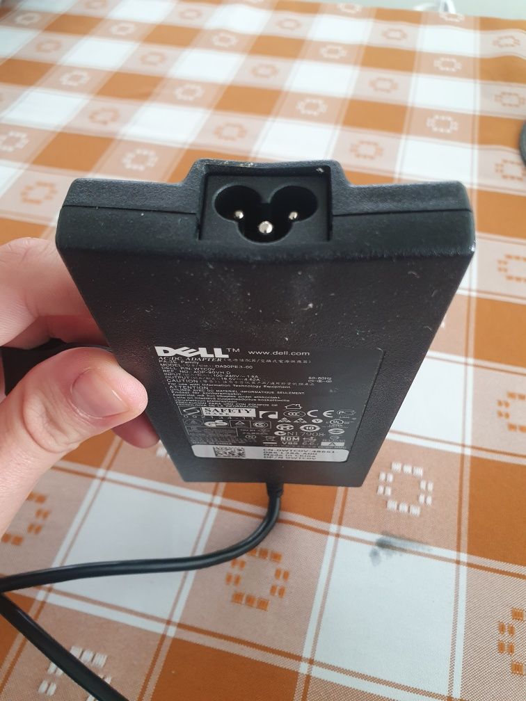 Adaptador/Carregador 90W Dell DA90PE3-00