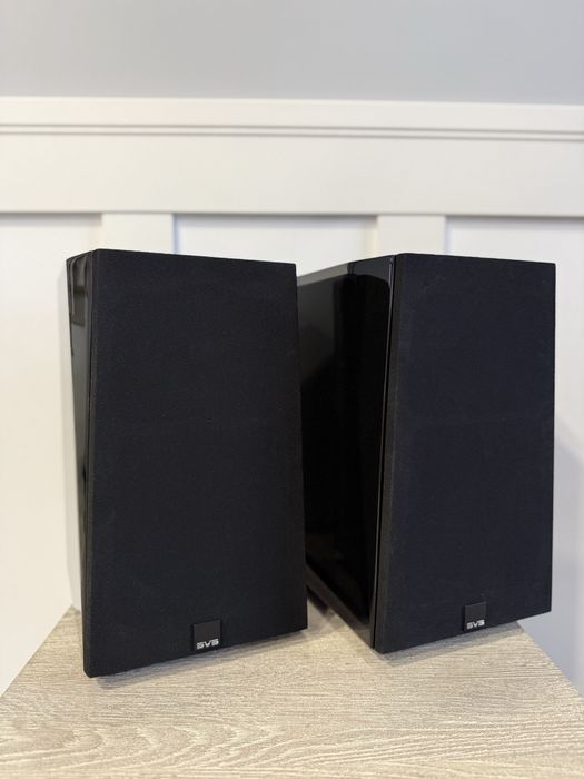 SVS Ultra Bookshelf glośniki podstawkowe Black Gloss