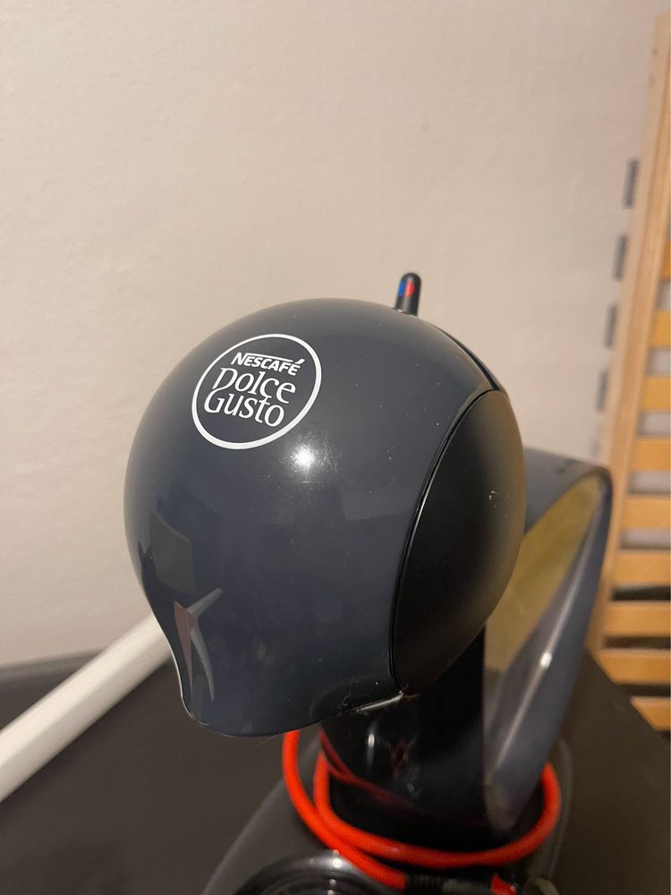 Máquina Dolce Gusto preto