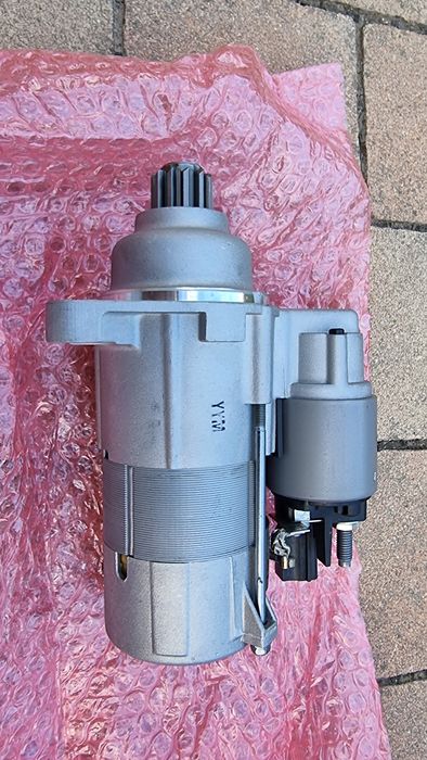 Nowy ORYGINALNY Rozrusznik Valeo 02M911024M 2.0 TDI VW Audi Skoda
