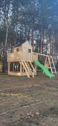 Domek dla dzieci,  Plac zabaw,  Drewniany domek dla dzieci