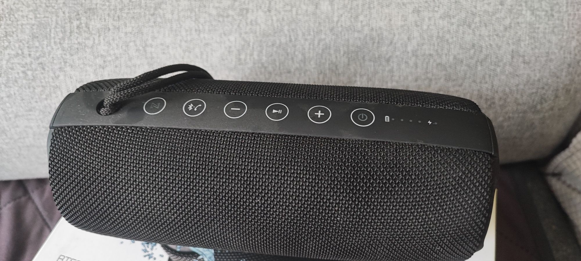Głośnik przenośny + radio bluetooth