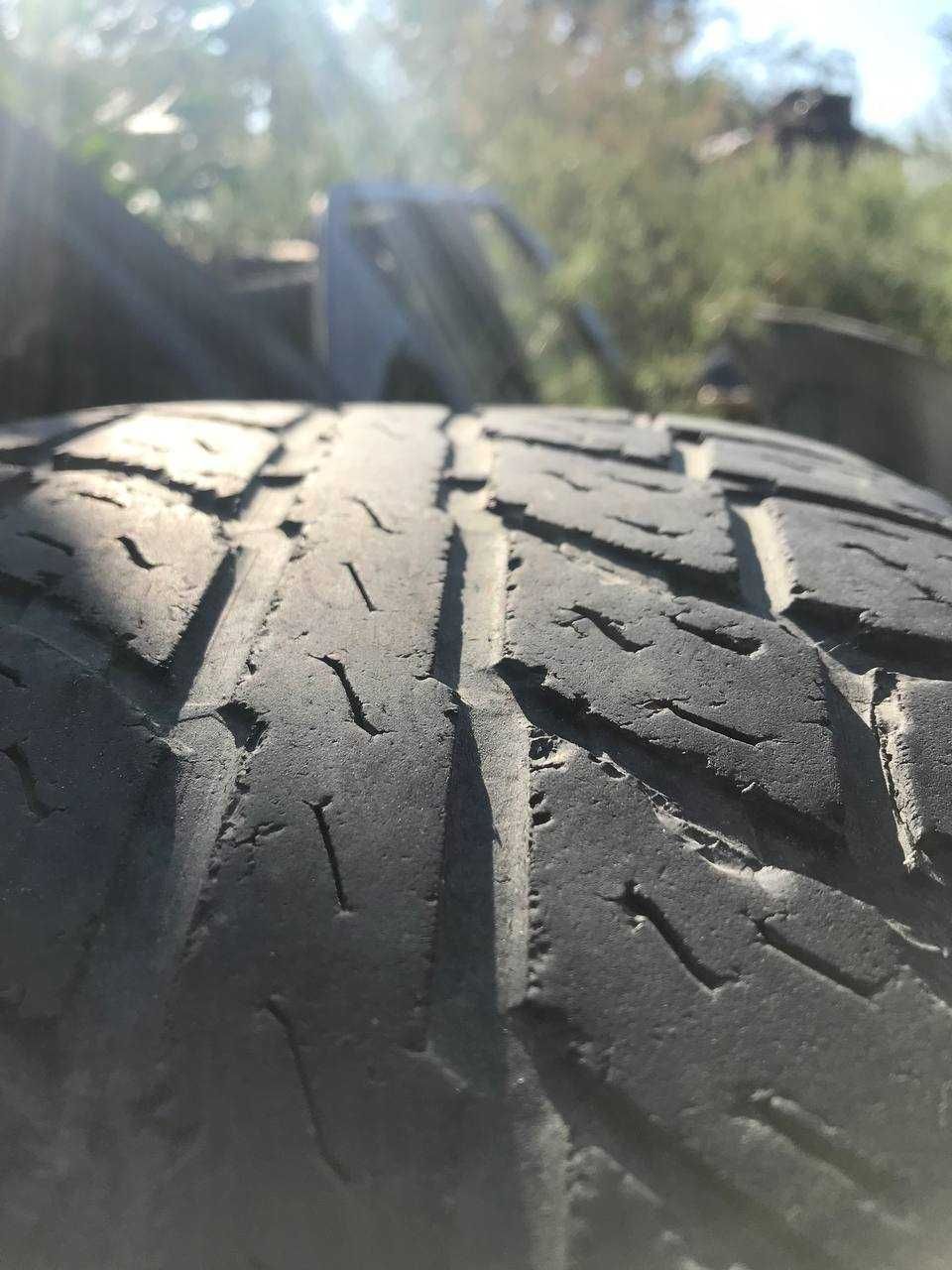 Продам колесо от Lincoln Navigator