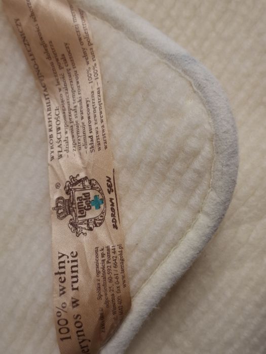 Kołdra  koc nakrycie wkład wełna rehabilitacja plus gratis