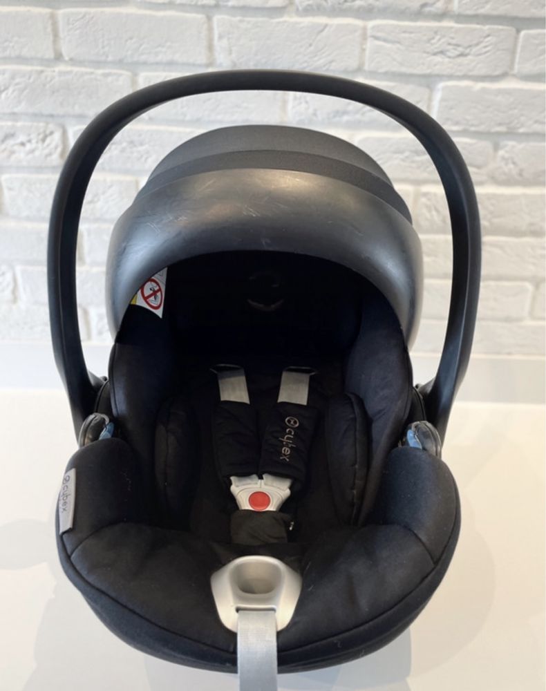 Fotelik samochodowy Cybex Cloud Q czarny 0-13kg