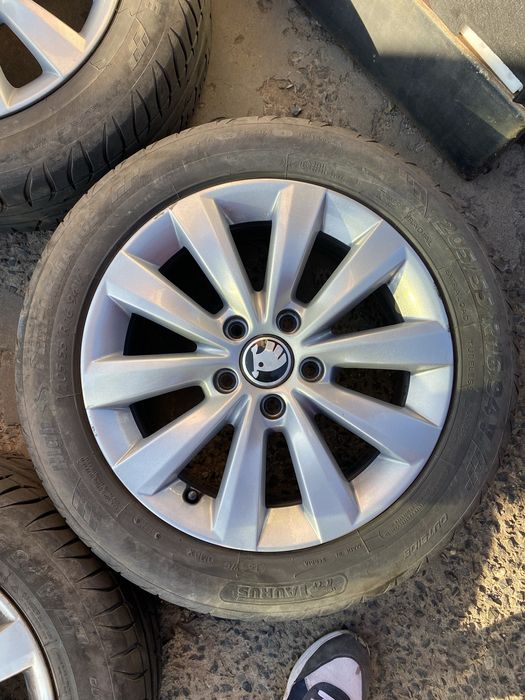 Комплект летней резины с дисками R16 205/55