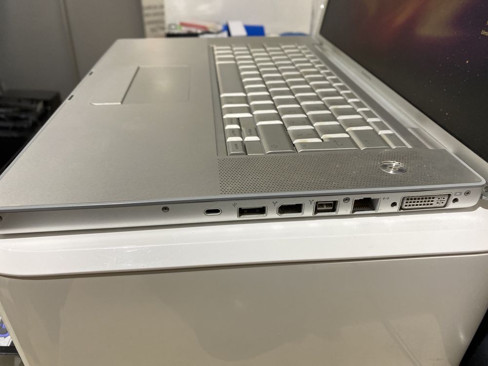 Macbook Pro A1211 modelo de 2006 em excelente estado