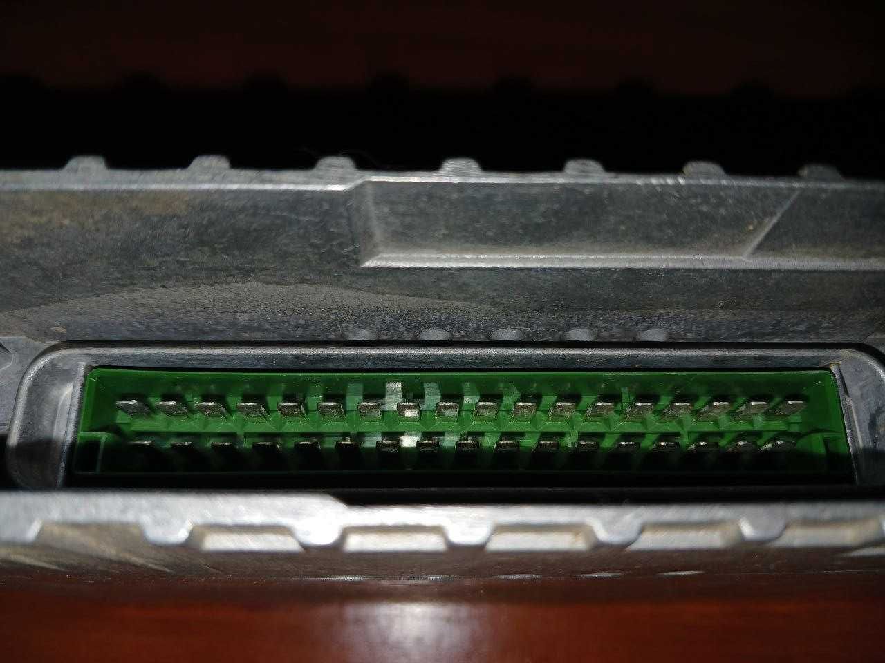 Блок управління ABS 535 907 379 (Volkswagen/ Audi / Seat)