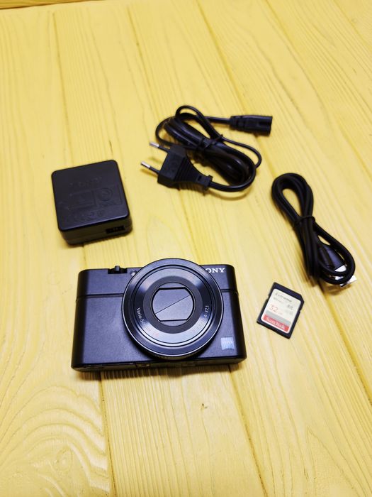 Фотоапарат Sony Cyber-Shot DSC-RX100 Black