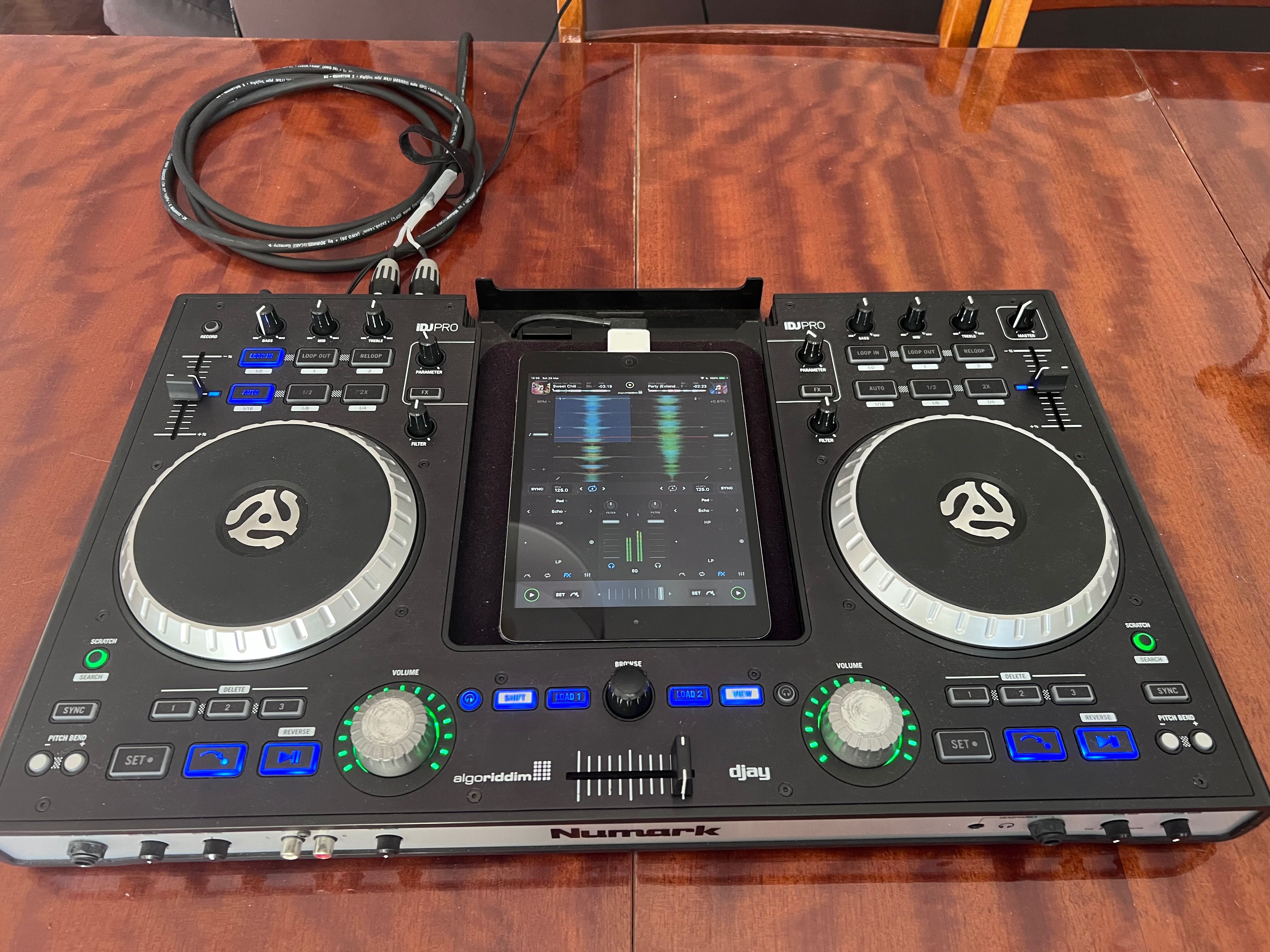 Numark iDJ Pro c/ iPad Mini 2