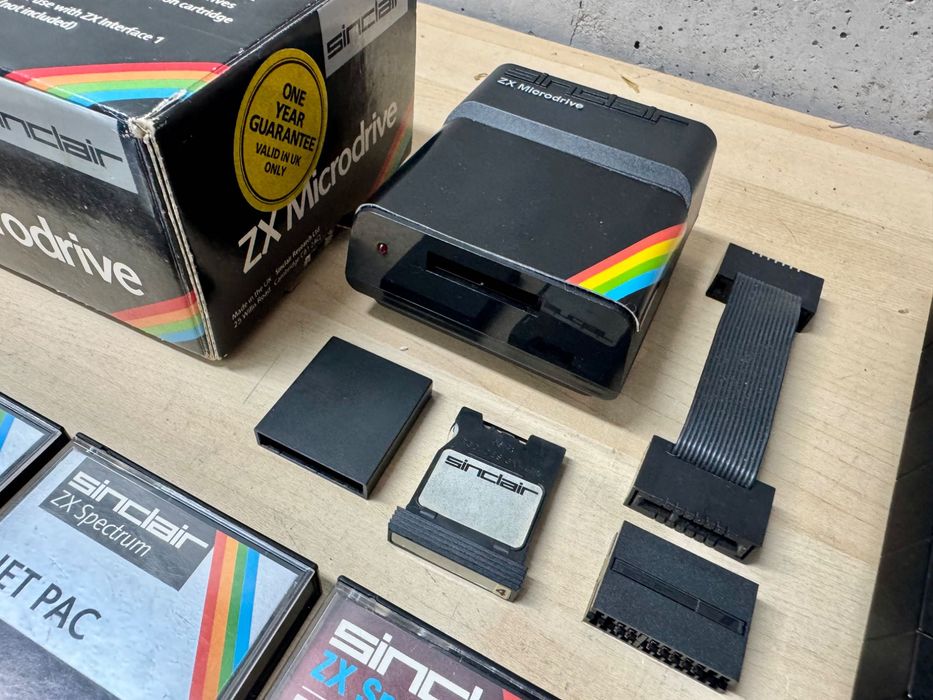 Komputer Sinclair ZX Spectrum+, Gry,  ZX Microdrive