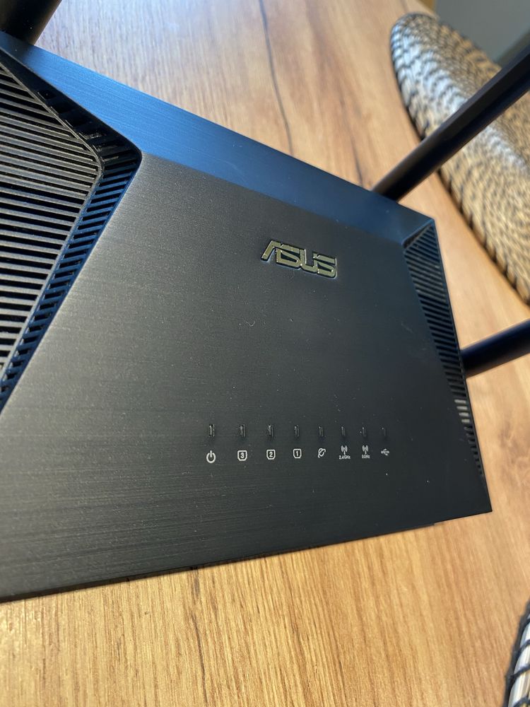 Router Wifi 6 Asus RT-AX1800U
