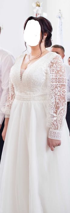 Весільна сукня у хорошому стані