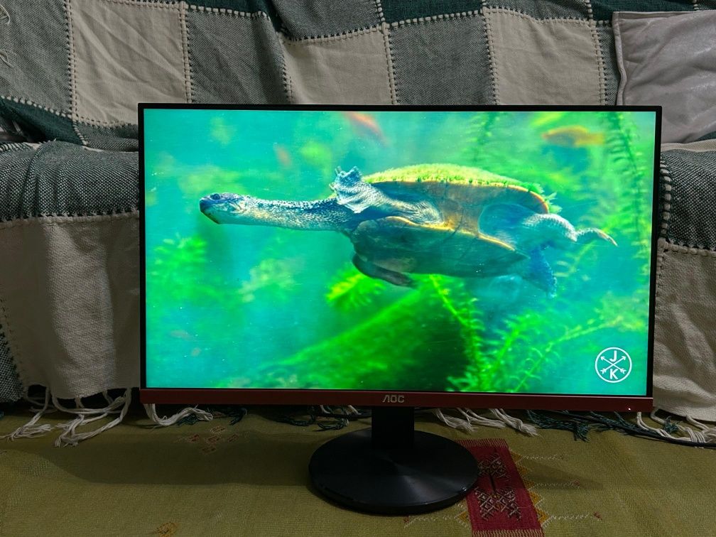 Monitor-semi novo