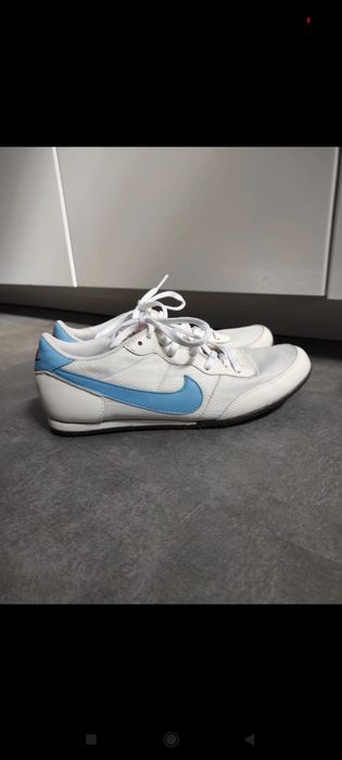 Nike buty damskie sportowe 38 białe wkładka 25cm