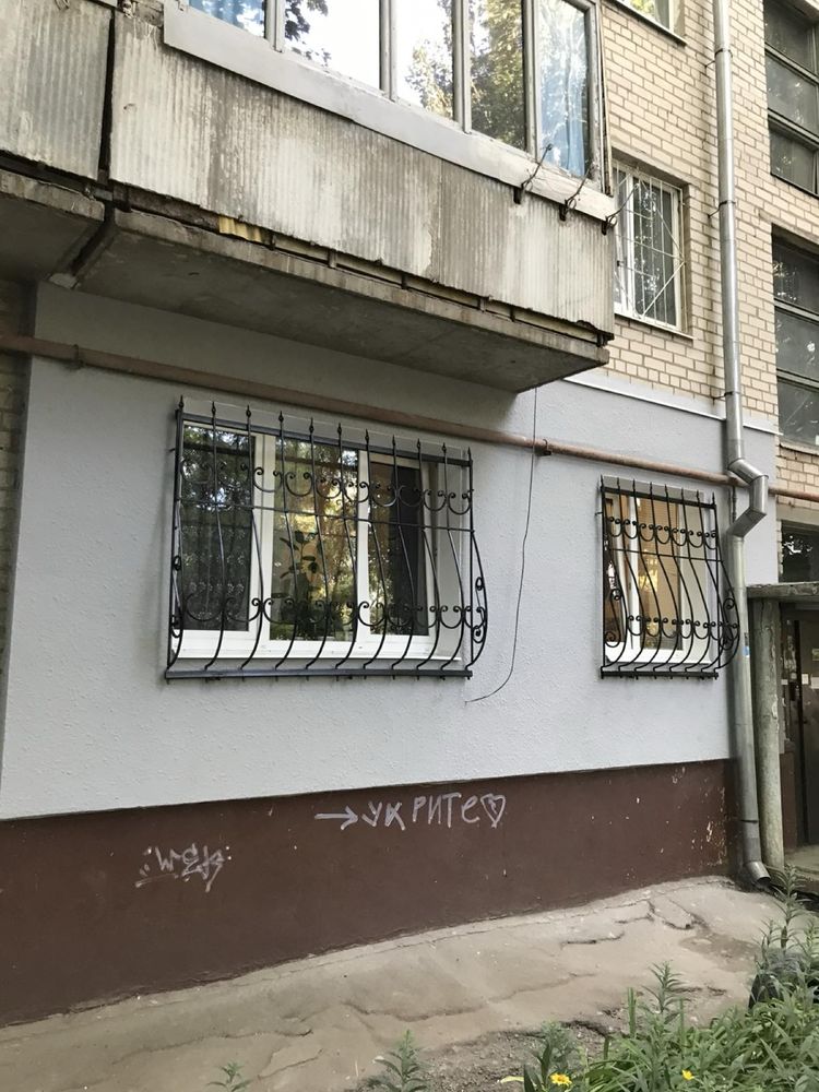 Ремонт панелей, утеплення , герметизация швів , покрівля