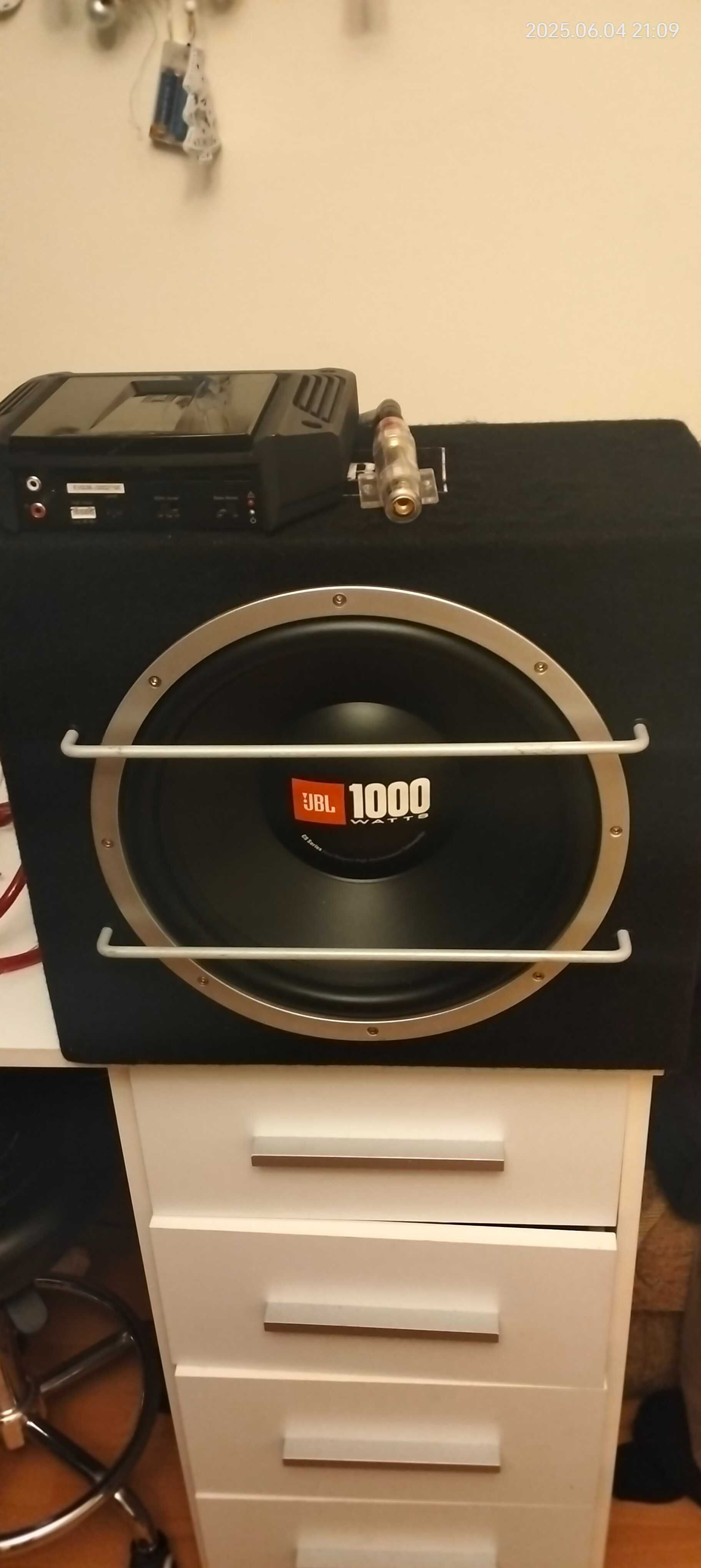 Subwoofer ze Wzmacniaczem JBL 1000W