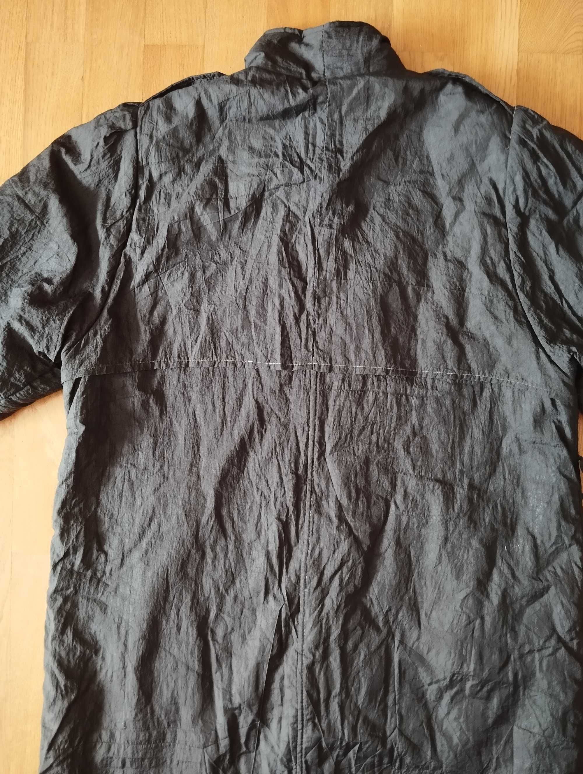 Czarny wiosenno-jesienny marszczony płaszcz rozmiar XL szerokość 120cm