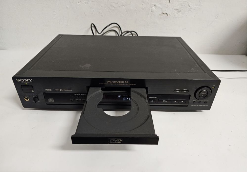 Odtwarzacz CD/ DVD Sony DVP-S 715,