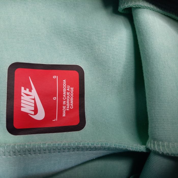 Штани Nike Sportswear Tech Fleece HF4433-349